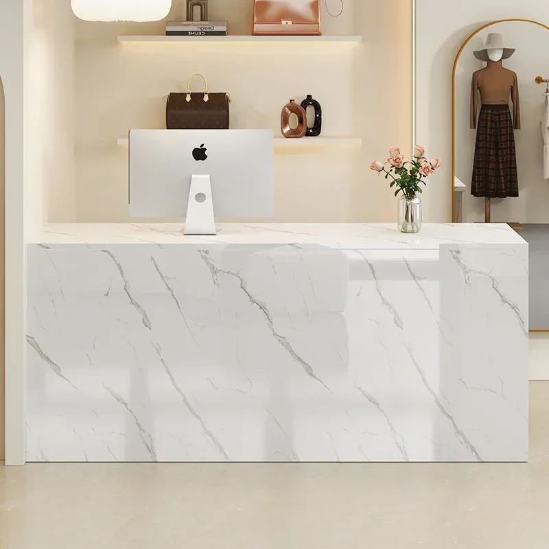 Moderne receptiebalies op maat - Office Furniture Bali recensie en prijs
