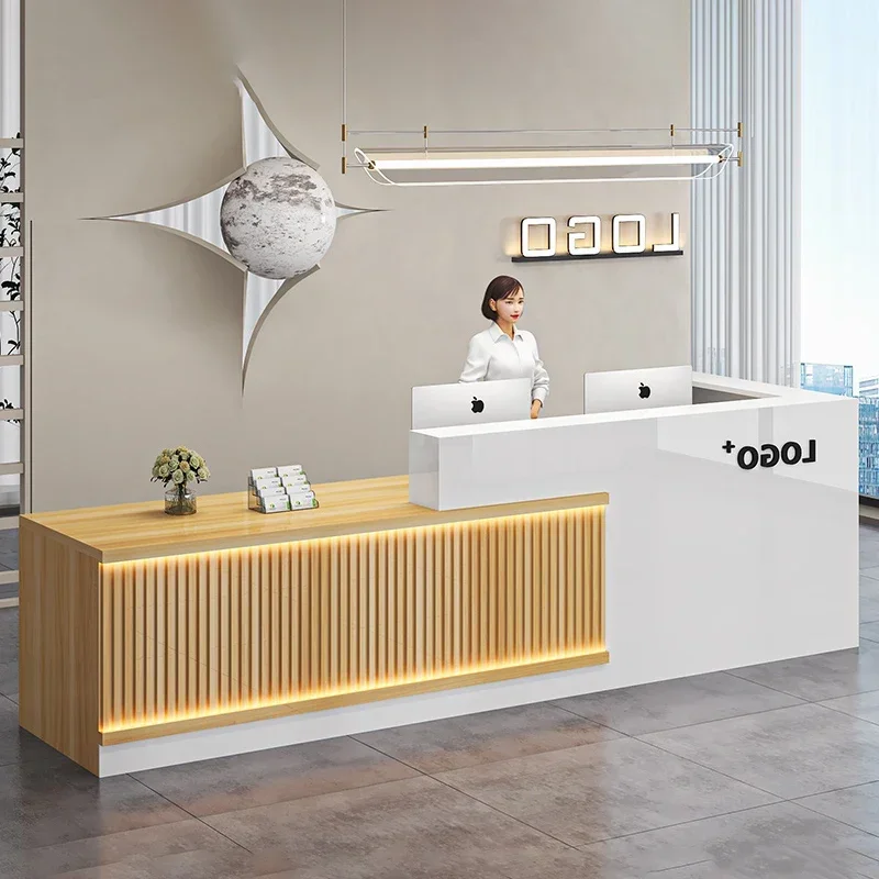 Op maat gemaakte receptiebalie - Office Furniture Bali recensie en prijs
